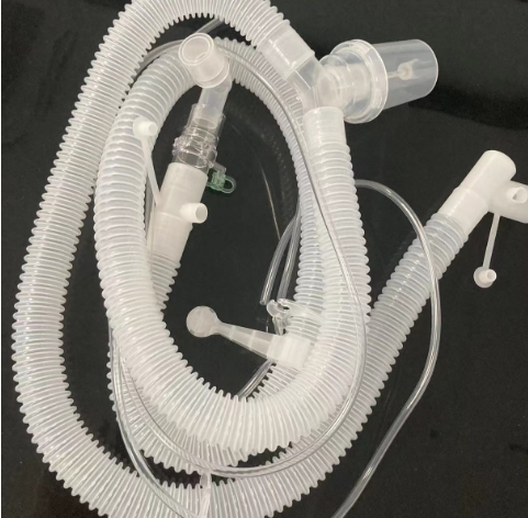 昌華一次性使用呼吸回路套件型號(hào)：麻醉管路型、呼吸管路型。